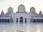 Fakta Menarik Dubai Kota Modern di Timur Tengah