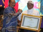 Rektor UNESA