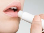 bibir kering pecah-pecah bibir kering pecah pecah