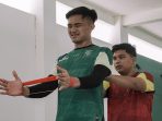 1302 Naskah Olahraga Persebaya Ernando Ari 1