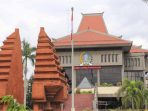 GEDUNG DPRD JATIM