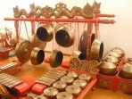 5 Alat Musik Tradisional Indonesia dan Cara Penggunaannya 1 WhatsApp Image 2024 03 21 at 14.25.54