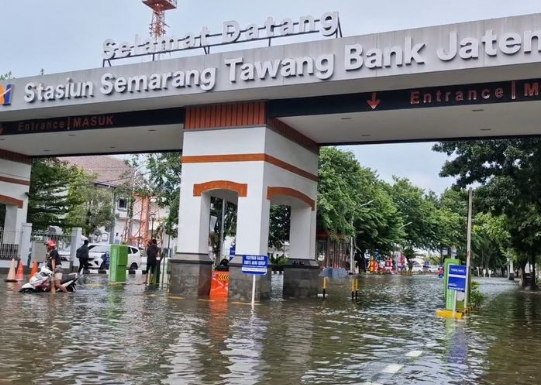 stasiun semarang