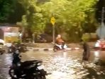 BANJIR SURABAYA PARAH BANJIR SURABAYA PARAH