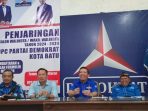 2305 Naskah Politik Kota Batu Demokrat