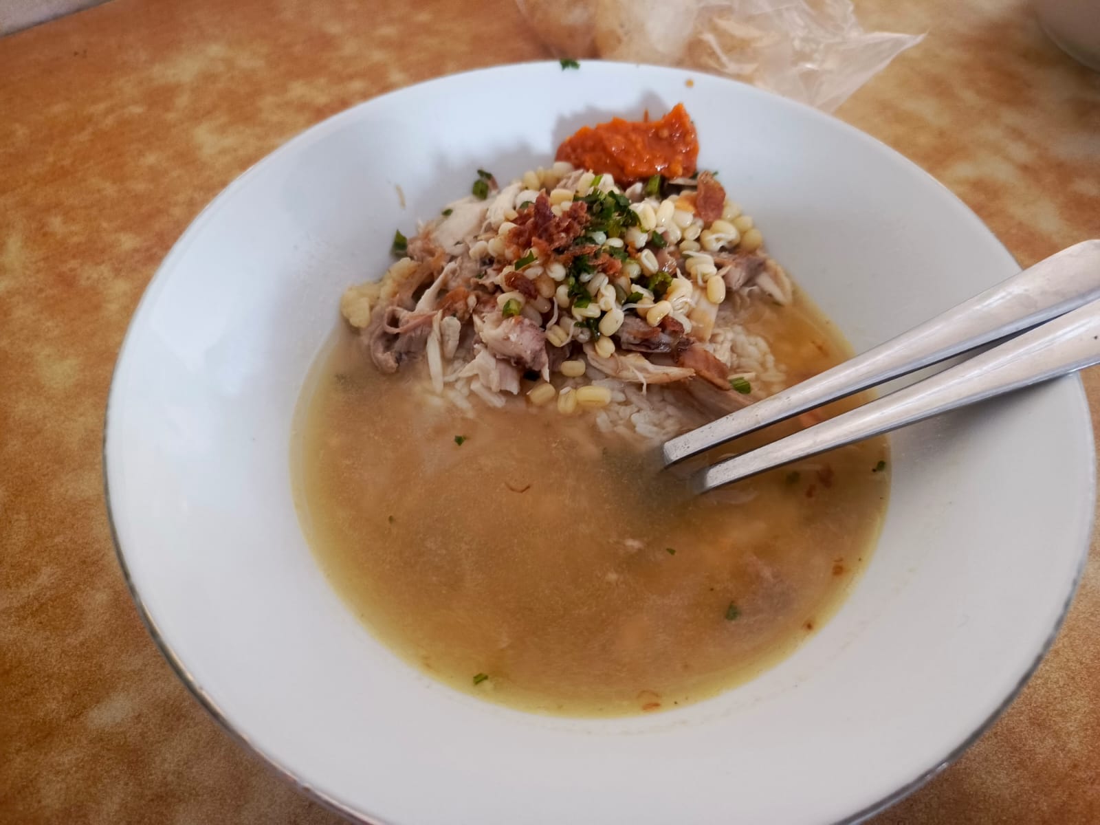 Hampir Berusia 1 Abad, Ini Rahasia Eksisnya Kuliner Legendaris Soto Podjok Kota Kediri 1 IMG 20240509 WA0011