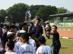 0106-Naskah Olahraga Sosialita Surabaya Coaching Clinic 0106 Naskah Olahraga Sosialita Surabaya Coaching Clinic