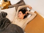 tidur terlentang