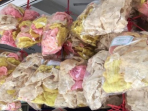 8 Makanan Khas Indonesia dengan Nama yang Unik dan Mengundang Penasaran 1 kerupuk melawat