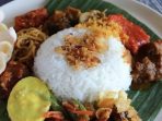 8 Makanan Khas Indonesia dengan Nama yang Unik dan Mengundang Penasaran 2 nasi kentut