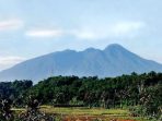 gunung salak