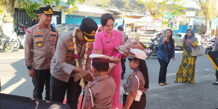 Tongkat Komando Berganti, Harapan Maju untuk Kapolres Kediri Baru 1 fd5283e4 db0e 4ac4 b39b 7df01b38b590