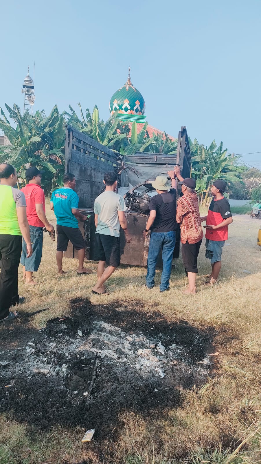 Maling Asal Surabaya Bonyok Dihajar Massa di Gresik, Aksi Gagal Gegara Motor Mogok 1 012f22f4 ed0f 45d2 93c2 8e4b83d1dc6f