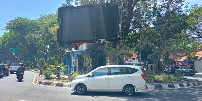 3 Pos Polisi di Surabaya Dibakar Massa, Pospol Taman Bungkul Paling Parah 1 18635435 296c 46e6 a475 50c667df2a80