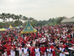WhatsApp Image 2025-08-24 at 6.30.00 AM Ribuan peserta Jalan Sehat Merdeka Bersama 2025 membludak di GKB Convex Gresik