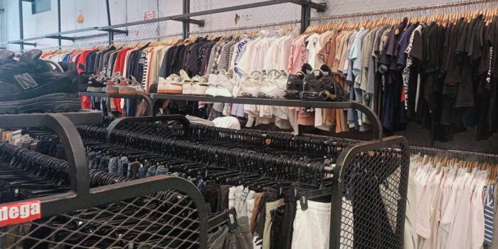 Larangan Thrifting, di Antara Lindungi Produk Lokal dan Hilangkan Lapangan Kerja 1 be8bf356 6fe6 43b2 8809 a59e0a9502d4