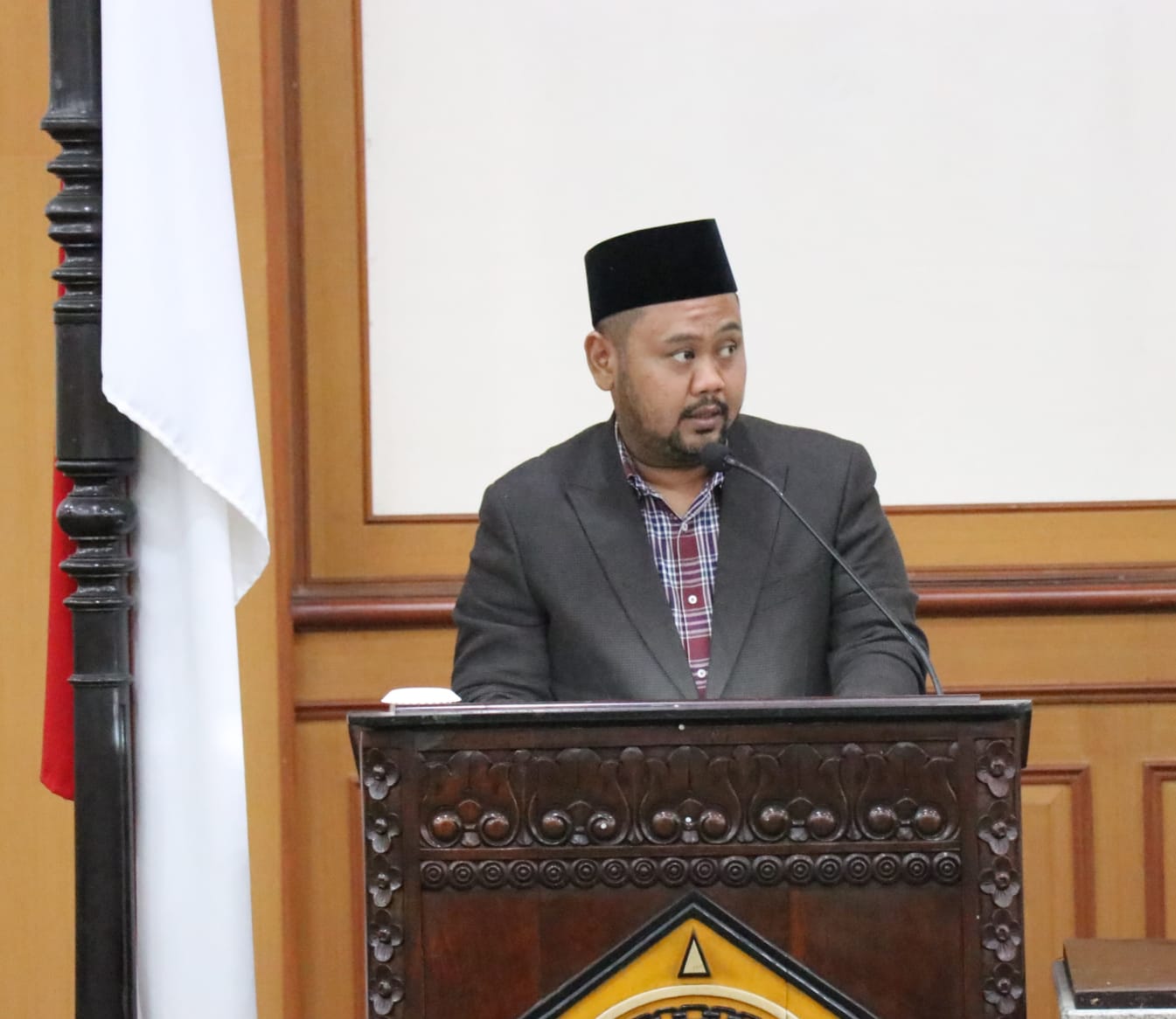 Bupati Gresik Komitmen APBD 2026 Fokus Layanan Dasar: Perbaikan RTLH hingga Infrastruktur Pendidikan 1 1170e1d2 2f59 41e7 bc38 a1a66f3e7770