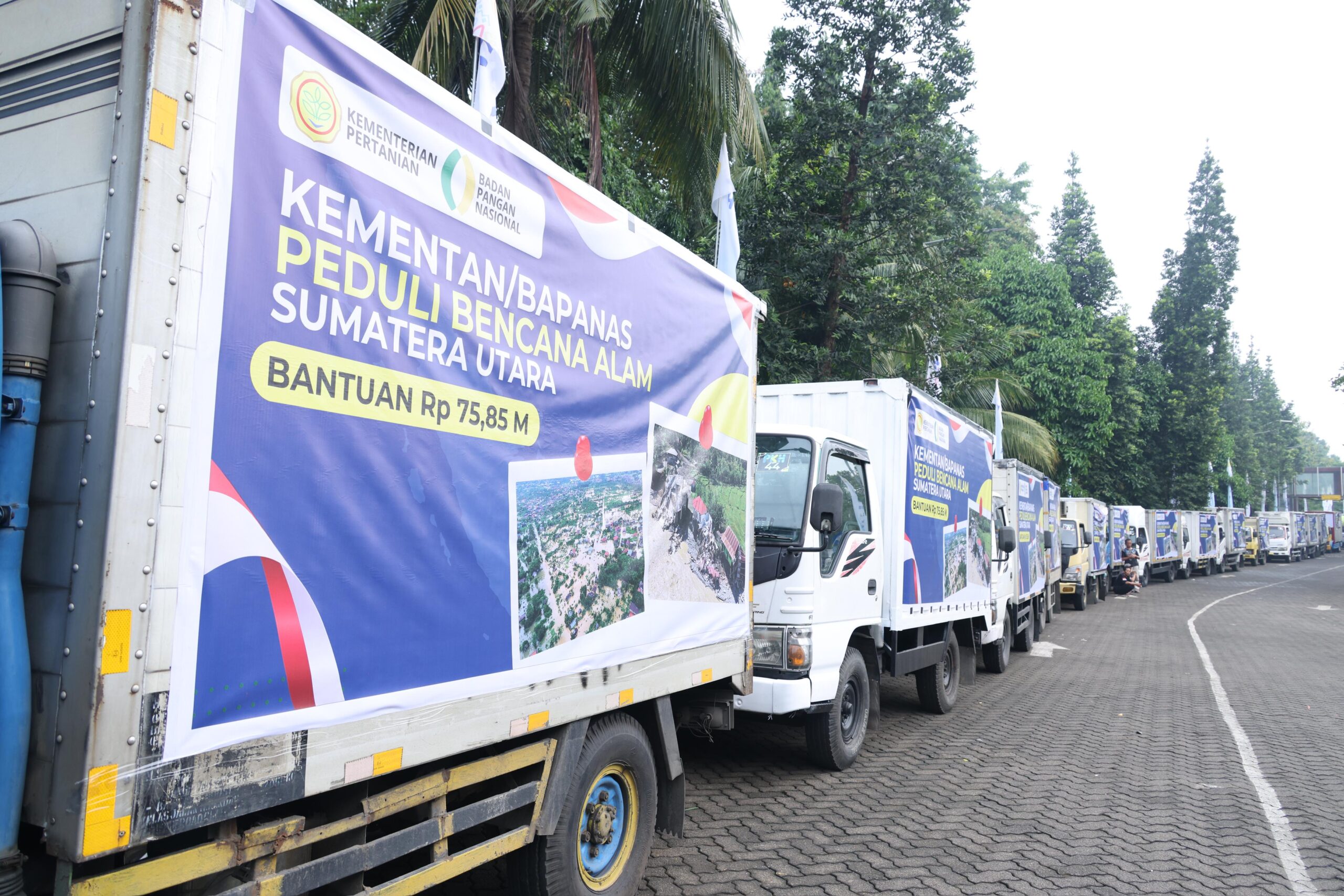 Mentan Amran Lepas 207 Truk Bantuan Bencana Banjir Sumatera 1 9ee07346 028f 48c5 a03e f556c1f374dd scaled