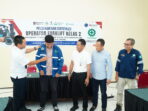 VP Komunikasi Korporat PG Rama Yusron Harbiansyah paling kiri saat simbolis dimulainya pelatihan dan sertifikasi operator forklift kelas 2 Program Gagah Petrokimia GresikJPG