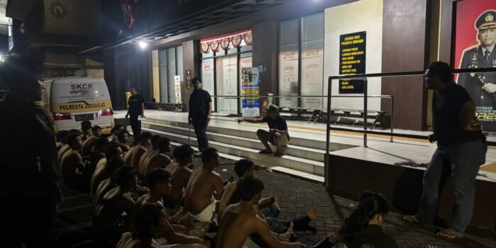 Puluhan Remaja Beratribut Perguruan Silat Diciduk Saat Konvoi dan Tawuran di Surabaya-Sidoarjo 1 98e7288f 8d2e 48f1 8176 203d3648fa1c