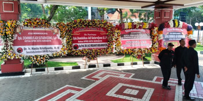 Gedung DPRD Surabaya Bersiap Memberikan Penghormatan Terakhir untuk Adi Sutarwijono 1 WhatsApp Image 2026 02 12 at 9.42.41 AM