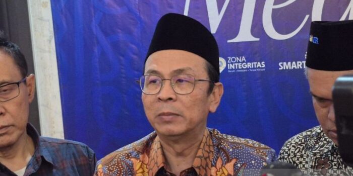 Rektor Unair Prof Muhammad Madyan
